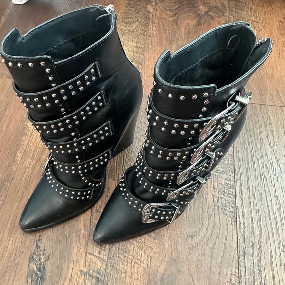 Steve Madden heel booties - Picture 5 of 8